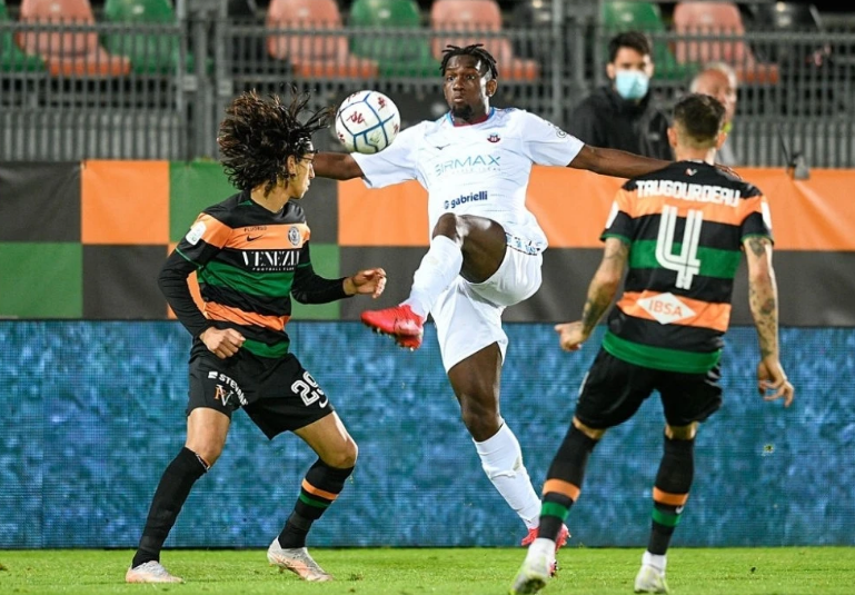 浙江队迎意甲关键赛，清晨豪取连胜，底气十足，纪律约束更严格(87式军装常服全套照片)-实时比分