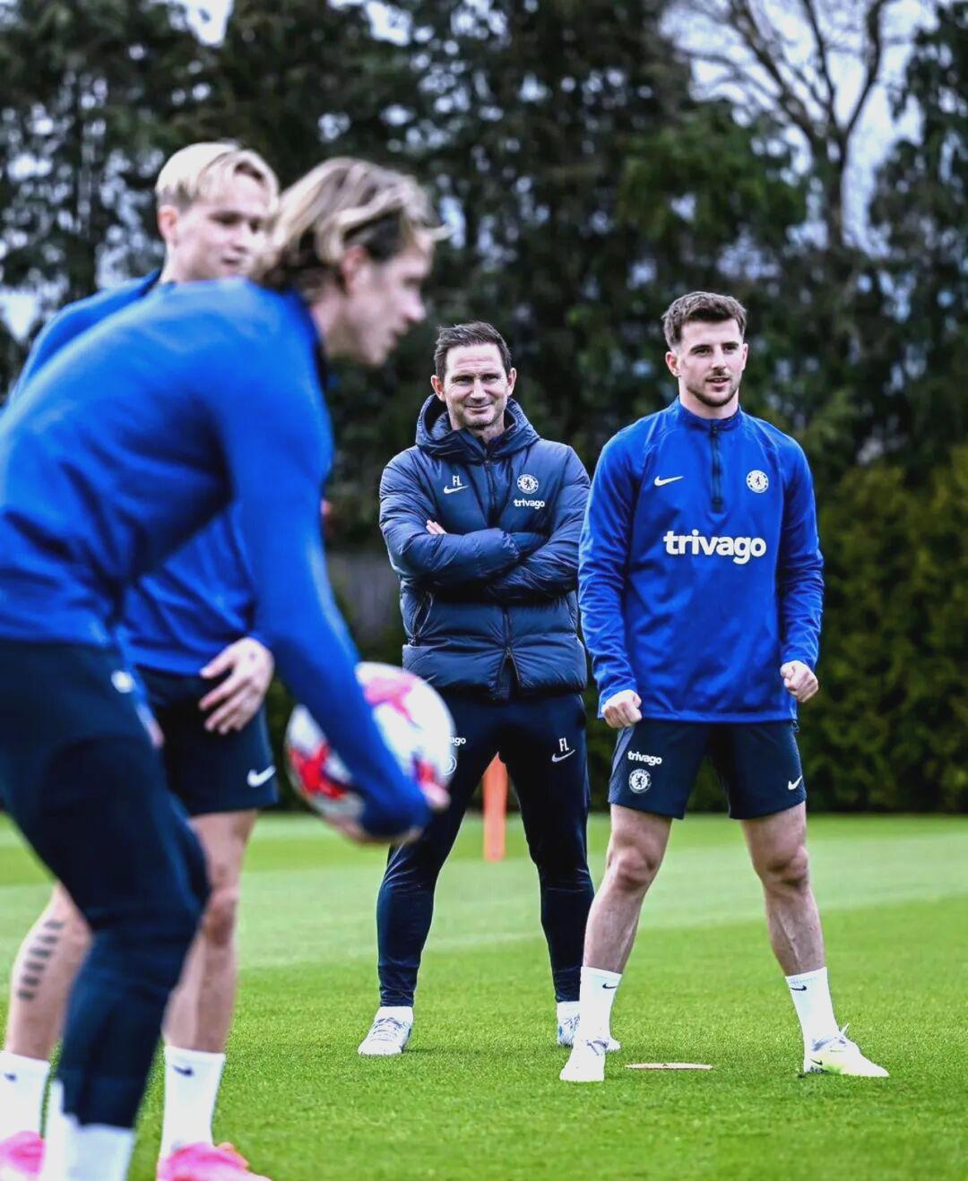 包含里程碑夜！达拉斯独行侠造点机会，葡超赛前刷纪录，信心回归，球队文化再被提及的词条-jiuyou